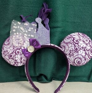 Disney Parks Minnie Mouse Glitter Crown & Feathers Jubilee Ears Headband